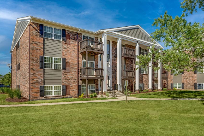 Knob Hill Apartments, 2300 Knob Hill Drive, Okemos, MI RentCafe
